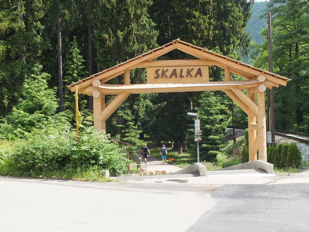 Hotel Skalka Rajecké Teplice Exterior foto